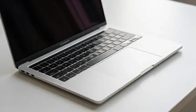 APP开发与网站建设的常见问题对比分析